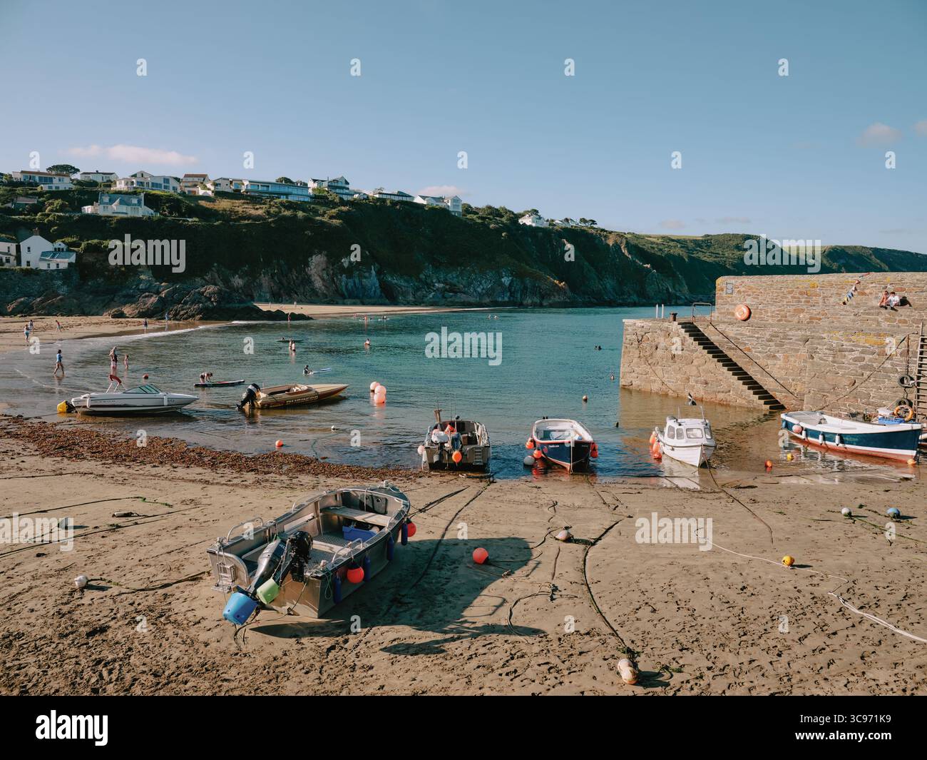Porto e spiaggia di Gorran Haven in Cornovaglia Inghilterra Regno Unito Foto Stock