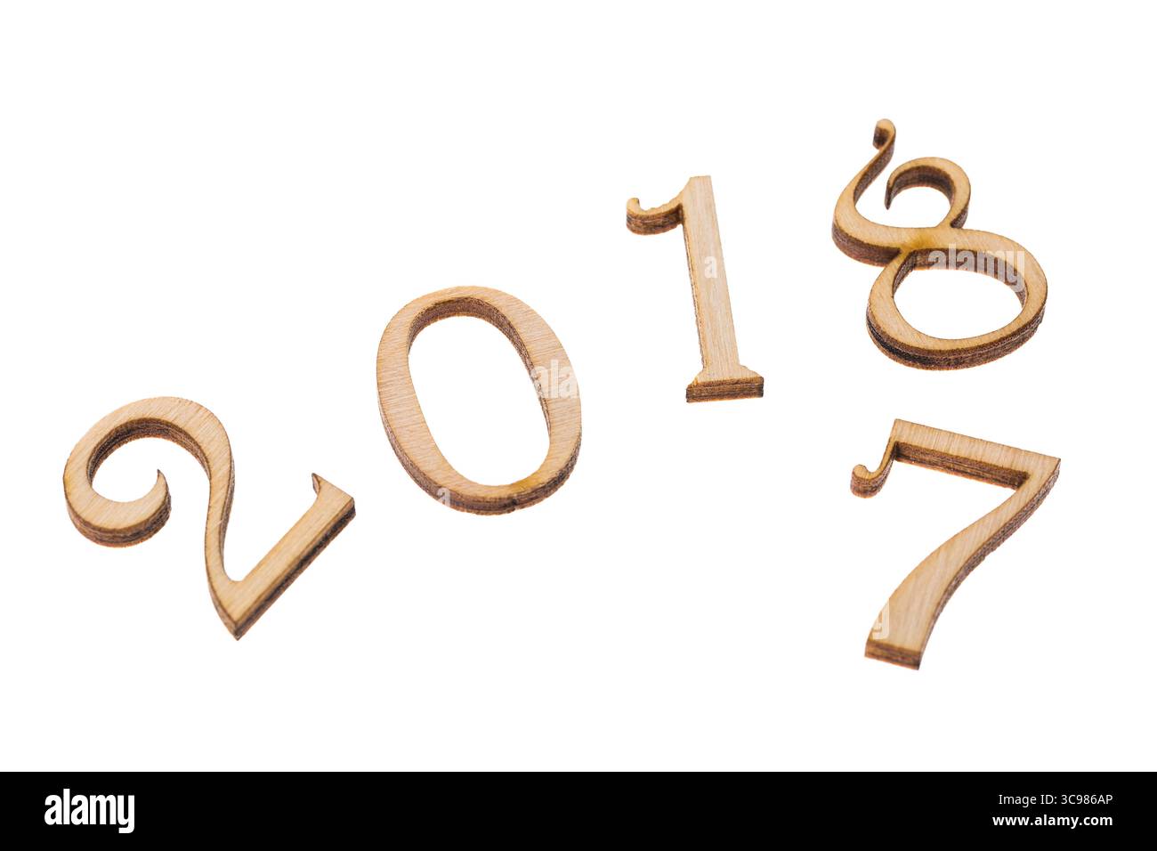 Felice anno nuovo 2018 di vere figure in legno con una cifra di 7. isolato su bianco. Foto Stock