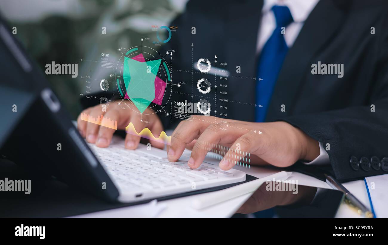 Uomo d'affari che scrive su tastiera tablet con dashboard di dati virtuali, grafici di analisi e infografiche, trasformazione digitale e intelligenza aziendale Foto Stock
