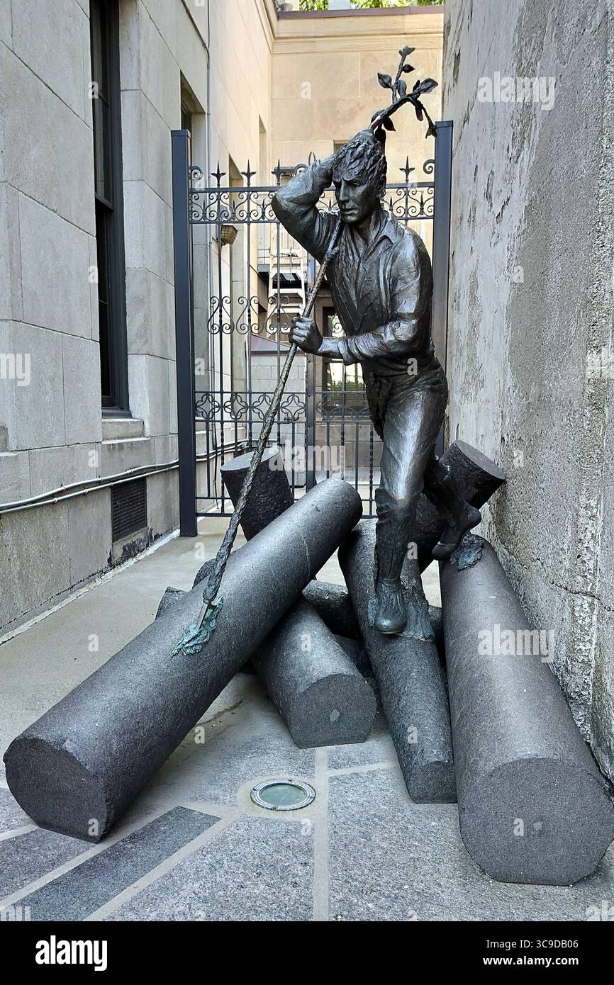 Monumento River-man in Rue Sainte-Anne, Quebec City, Quebec, Canada Foto Stock