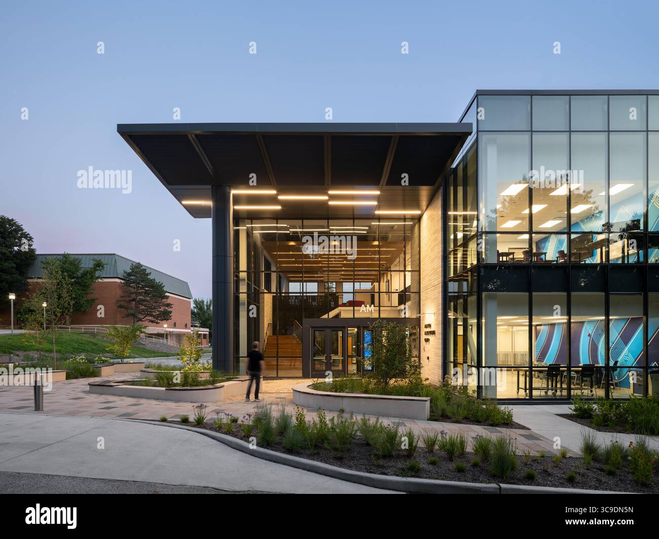 STLCC Florissant Valley Advanced Manufacturing Center, sede: Ferguson MO, architetto: JEMA, architetto paesaggista: DG2 Foto Stock