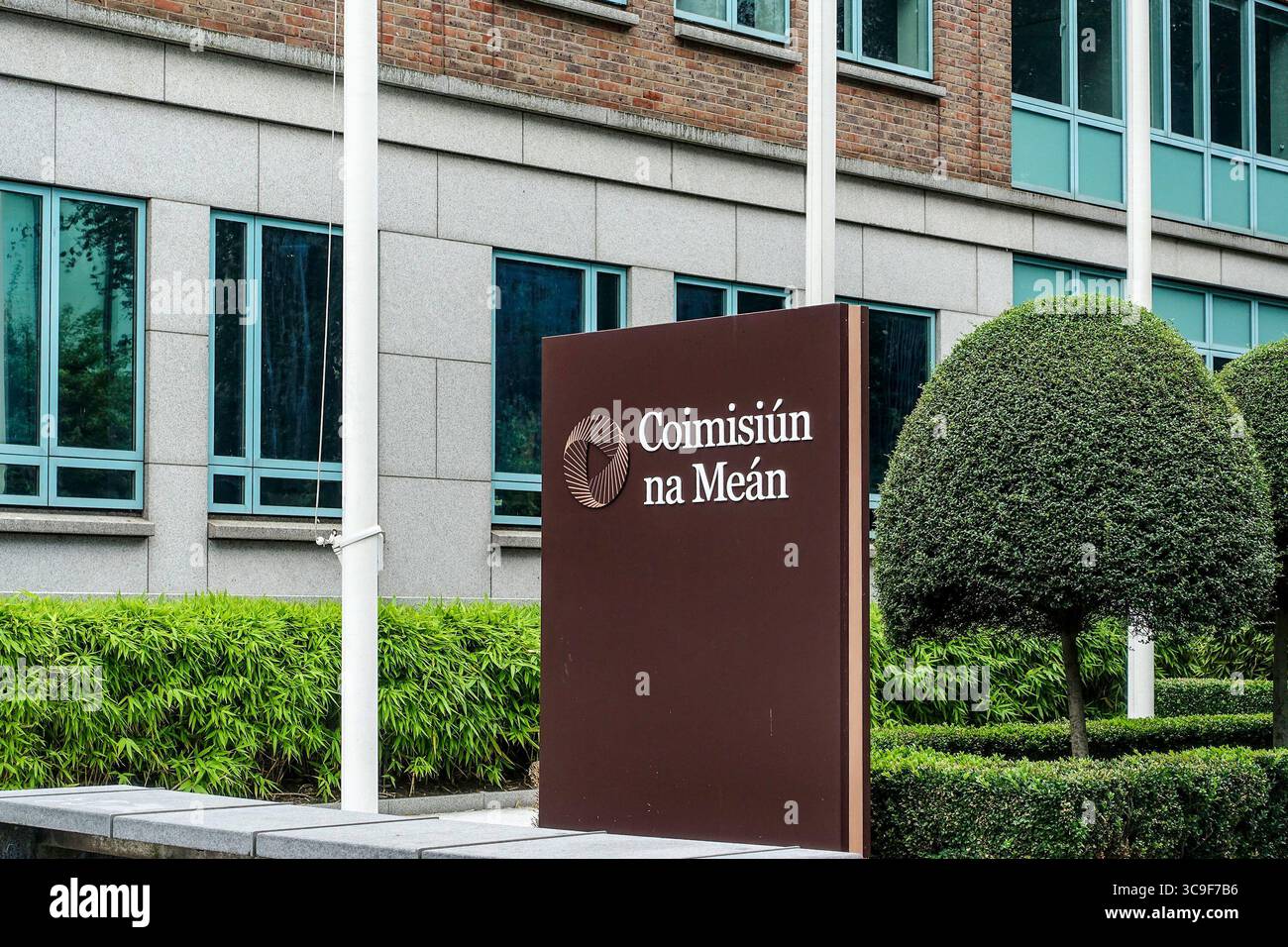 Ingresso a Coimisiún na Meán, il regolatore dei media irlandese, che promuove una trasmissione sicura, diversificata e creativa e un panorama dei media online. Foto Stock