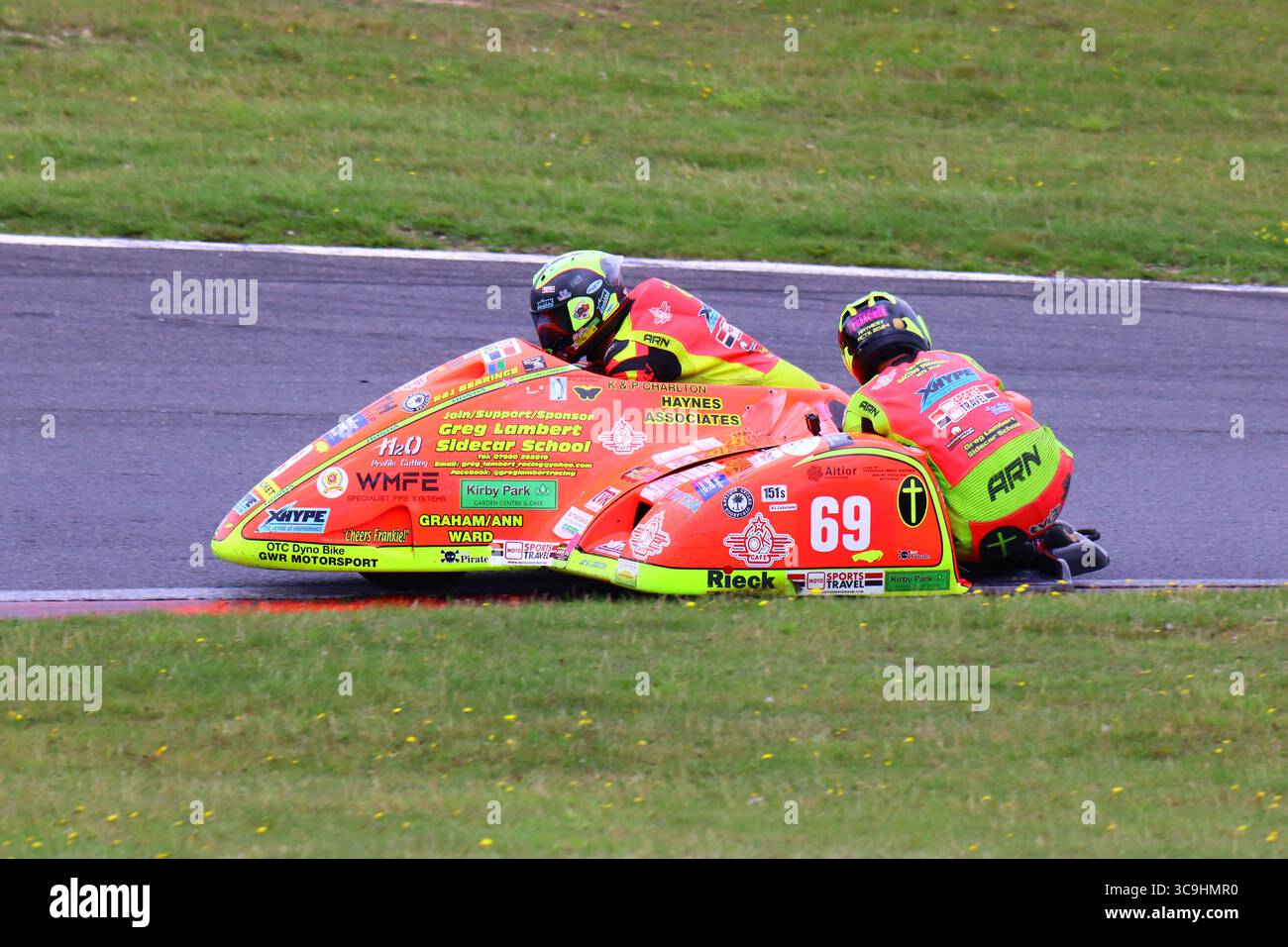 REVIVAL SIDECAR 2025. AZIONE RAPIDA SU 3 RUOTE Foto Stock