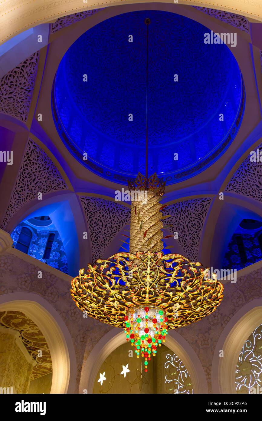 Grande Lampadario Foto Stock