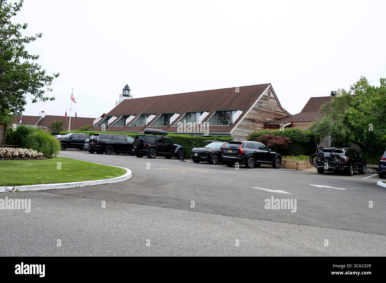 Montauk, New York, Stati Uniti. 5 agosto 2025. La polizia della contea di Suffolk ha identificato la donna trovata morta su una barca ormeggiata al Montauk Yacht Club martedì come Martha Nolan o'Slattara, 33 anni e fondatrice di EastxEast da Manhattan. Il Montauk Yacht Club ha anche un club e un DJ dal vivo al Montauk Yacht Club si trova al 32 Star Island Rd, Montauk, NY 11954 il 5 agosto 2025 a Montauk, New York. Credito: Hoo Me.Com/Media Punch/Alamy Live News Foto Stock