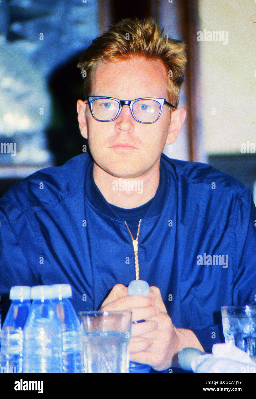 Orlando, Florida, Stati Uniti: MODALITÀ DEPECHE-ANDY FLETCHER in conferenza a sostegno del loro World Violation Tour - Hard Rock Cafe - 30 maggio 1990 (Credit Image: © Christopher Helton via ZUMA Press Wire) Foto Stock