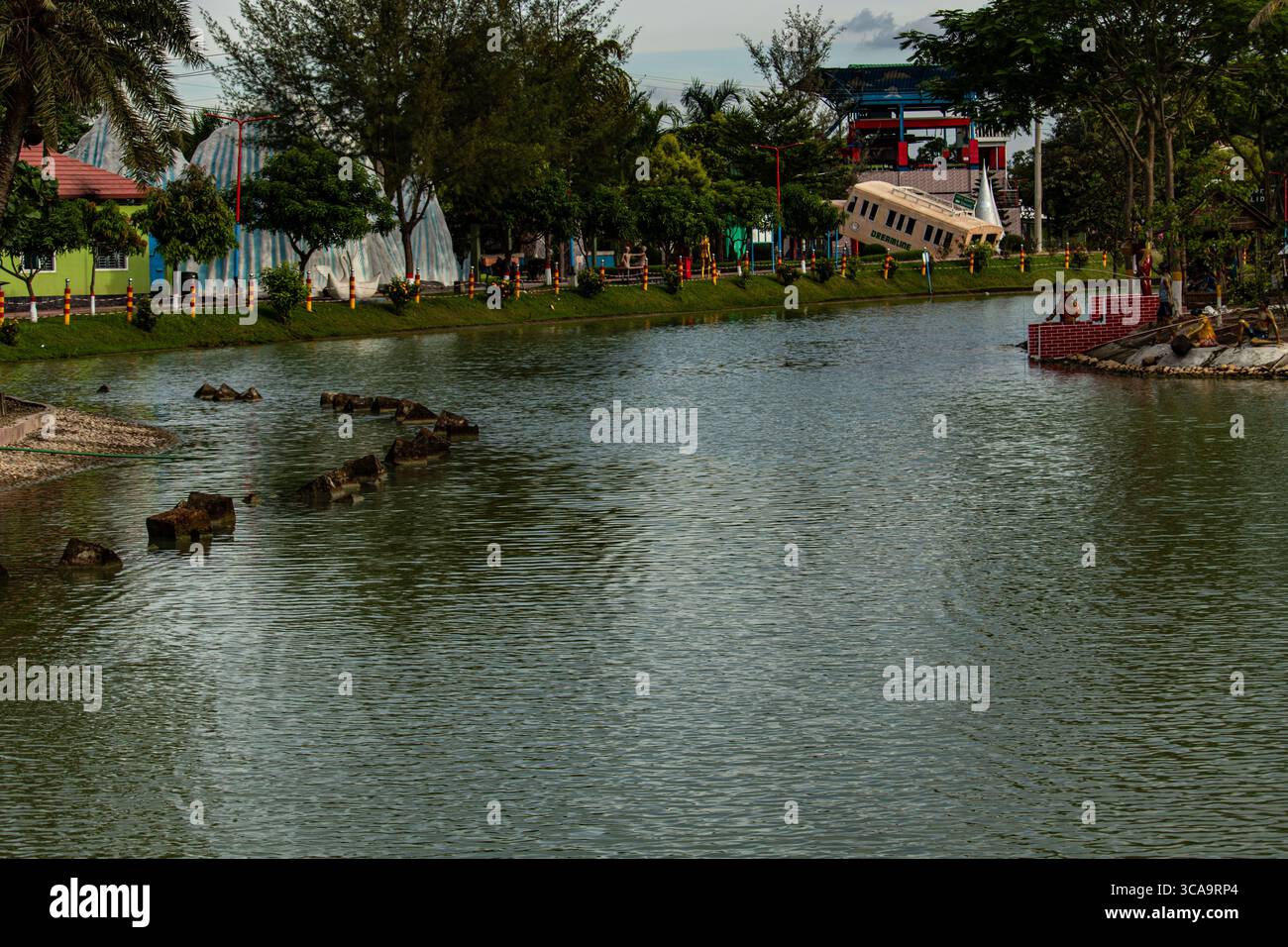 Area giardino panoramica all'interno del Dream Holiday Park Chattogram Foto Stock