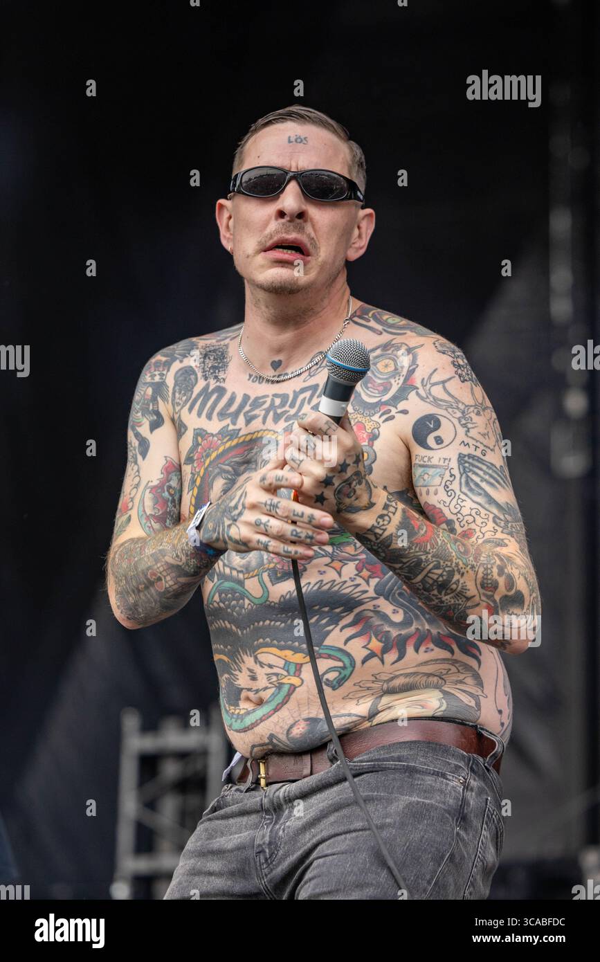 16 settembre 2023, Chicago, Illinois, Stati Uniti: SEBASTIAN MURPHY dei Viagra Boys durante il Riot Fest Music Festival al Douglass Park di Chicago, Illinois (immagine di credito: © Daniel DeSlover/ZUMA Press Wire) Foto Stock