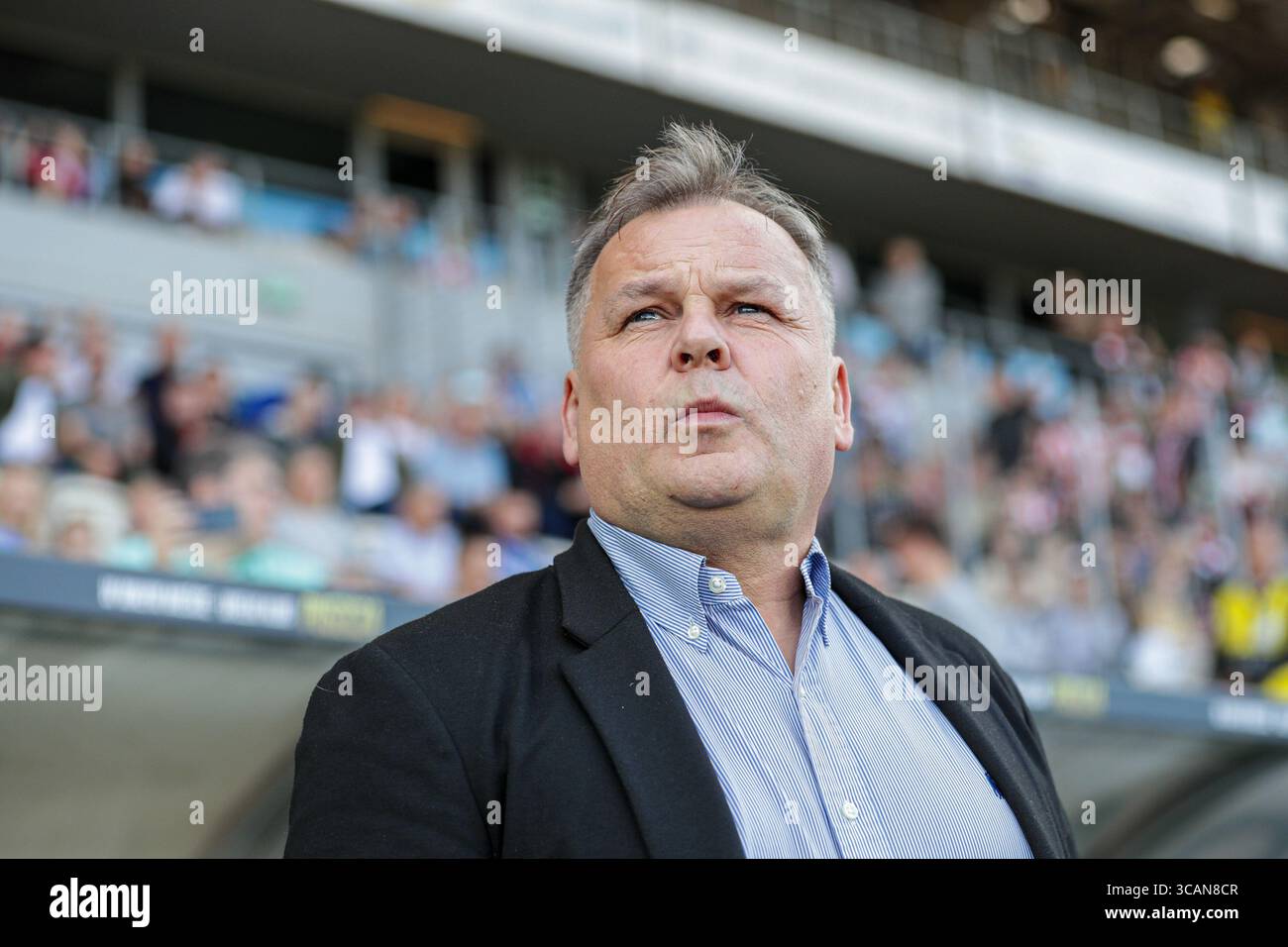 21 ottobre 2023, KrakÃ³w, Polonia: Allenatore Tomasz Tulacz del Puszcza Niepolomice visto durante la partita di calcio polacca PKO Ekstraklasa League 2023/2024 tra Puszcza Niepolomice e Cracovia Krakow allo stadio di Cracovia. .Partitura finale; Puszcza Niepolomice 1:1 Cracovia Cracovia. (Immagine di credito: © Grzegorz Wajda/SOPA Images via ZUMA Press Wire) Foto Stock