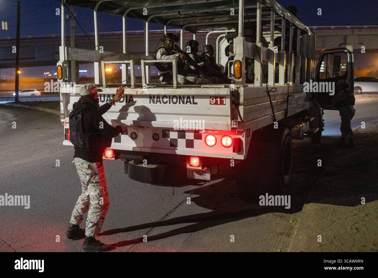 Pattuglie della Guardia Nazionale per la sicurezza di frontiera vicino a Ciudad Juarez. Foto Stock
