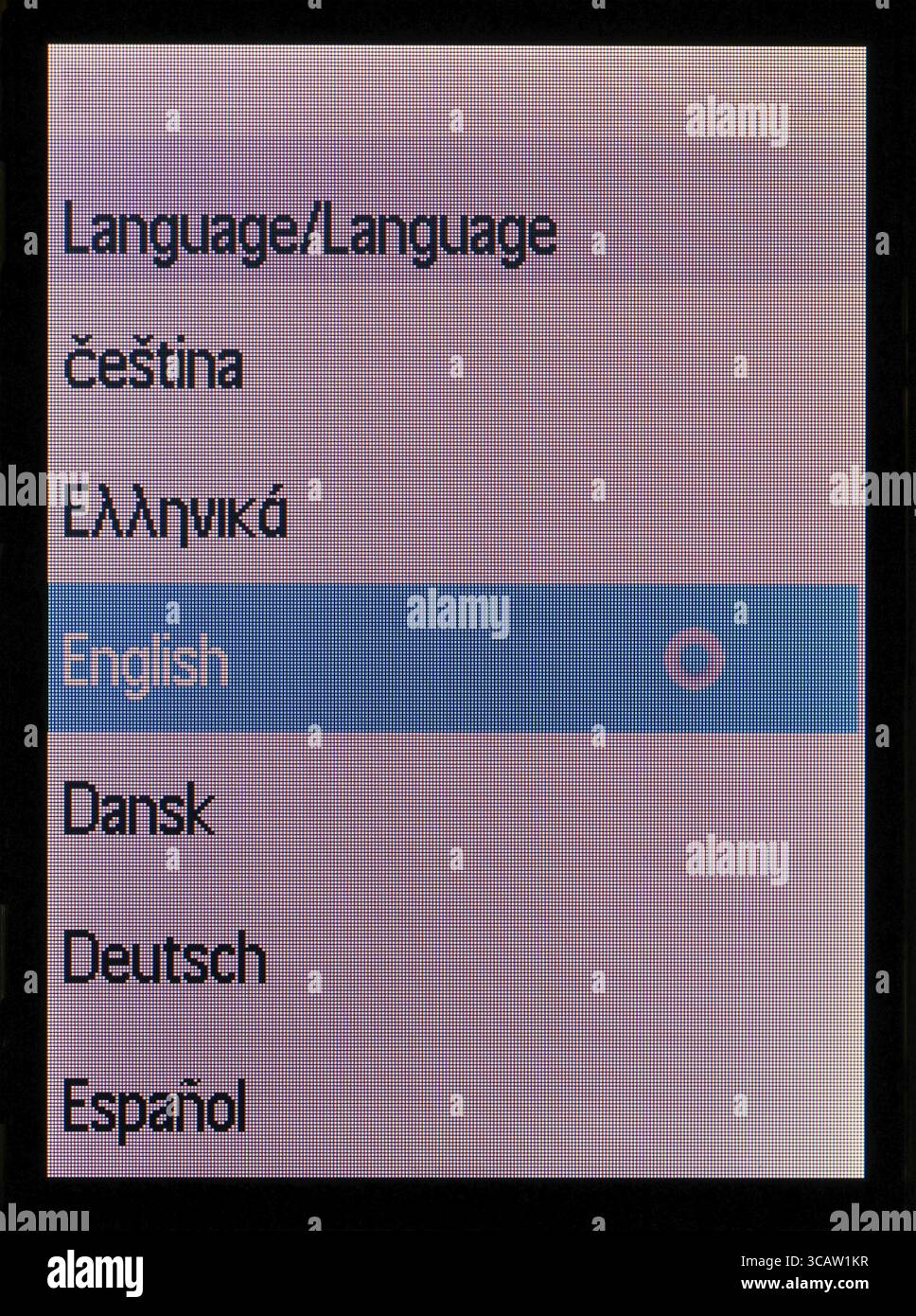 Schermo OLED di no nome audio player con il messaggio standard circa il cambiamento languange. Il rosso verde e blu di pixel e il sistema luminoso irregolare Foto Stock