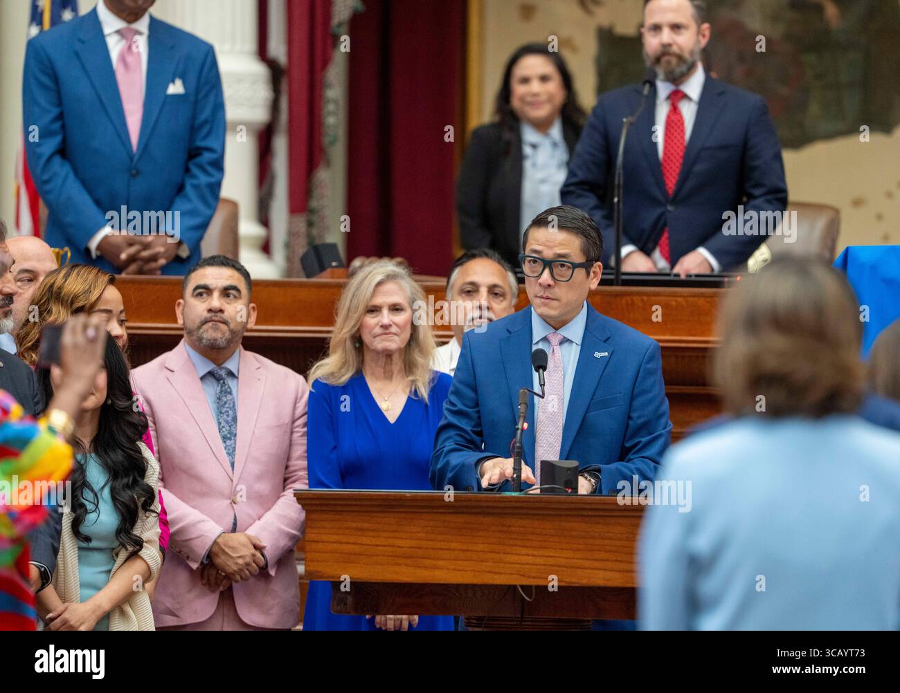 Texas House Democratic Caucus leader, rappresentante statale GENE WU, D-Houston, in House Floor Action il 2 giugno 2025 durante la sessione legislativa. Wu è stato preso di mira in una causa dal governatore del Texas Greg Abbott (non mostrato) per il suo ruolo nella guida di un ritiro democratico nella metà del decennio repubblicano. La Texas House non è stata in grado di ottenere un quorum in sessione speciale a causa dei democratici texani che lasciavano lo stato. Foto Stock
