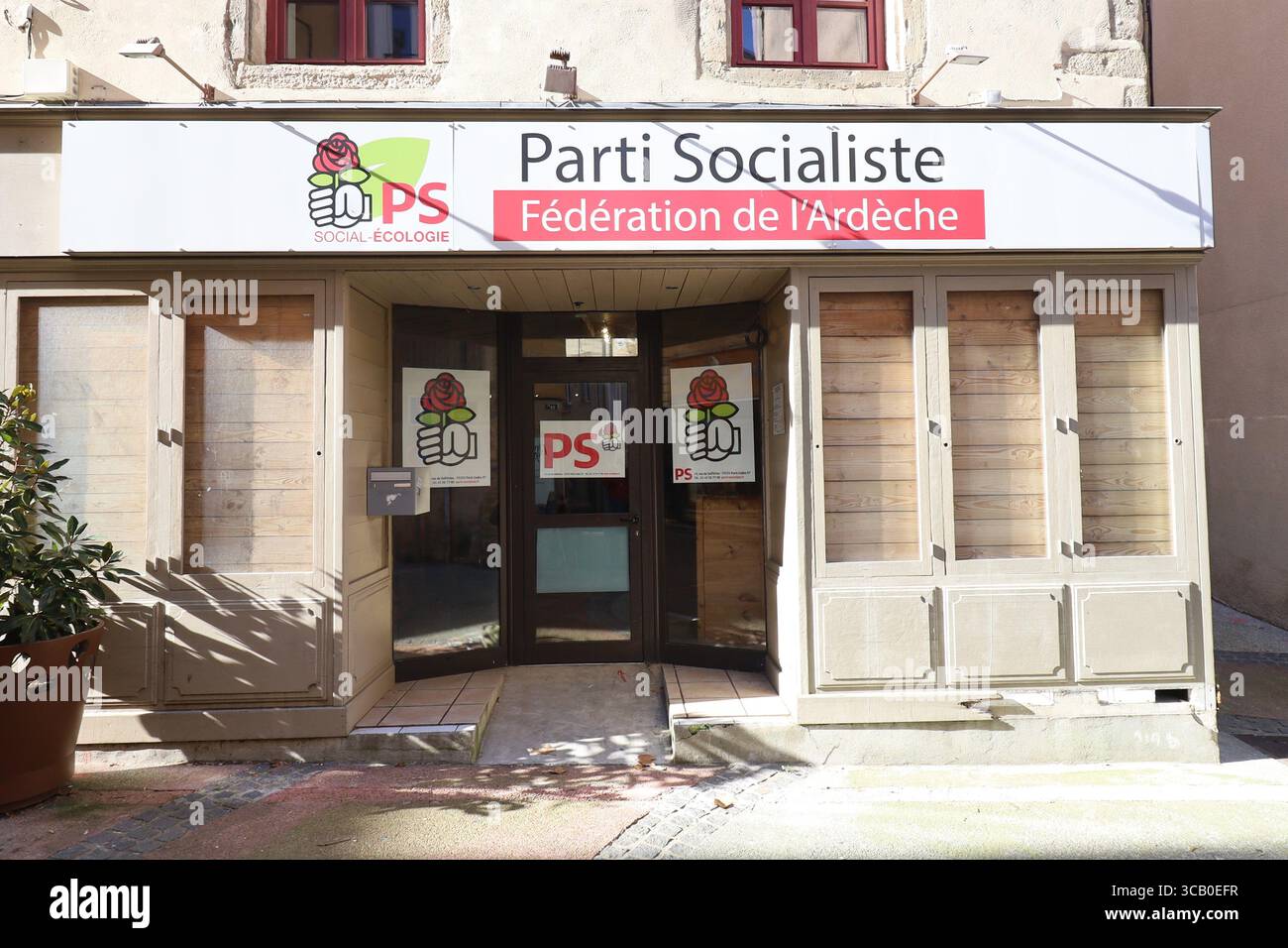 Quartier generale del Partito Socialista, visto dall'esterno, Privas, dipartimento Ardèche, Francia Foto Stock