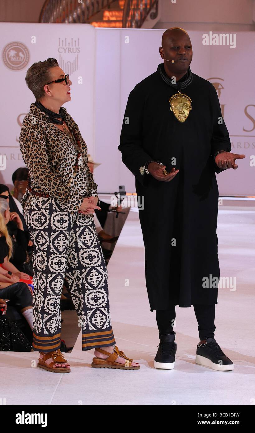 10 Designer Abebe K Art - Gilbert Zeegelaar - Isis Fashion Awards 2025 Amsterdam 8 maggio 2025 (8) Foto Stock