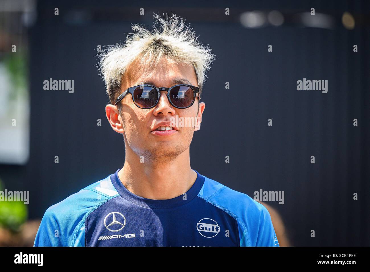 28 maggio 2023, Monte Carlo, Monaco: Williams RacingÃ­s pilota thailandese Alexander Albon visto nel paddock di F1 davanti alla gara del Gran Premio di F1 di Monaco. Il 80° Gran Premio di Formula 1 di Monaco ha visto vincere Max Verstappen della Red Bull davanti a Fernando Alonso di Aston Martin e Esteban Ocon di Alpine. Come sempre nel Principato di Monaco, molti eventi si sono svolti anche nel paddock con celebrità dello sport, della musica e del cinema. (Immagine di credito: © Andreja Cencic/SOPA Images via ZUMA Press Wire) Foto Stock