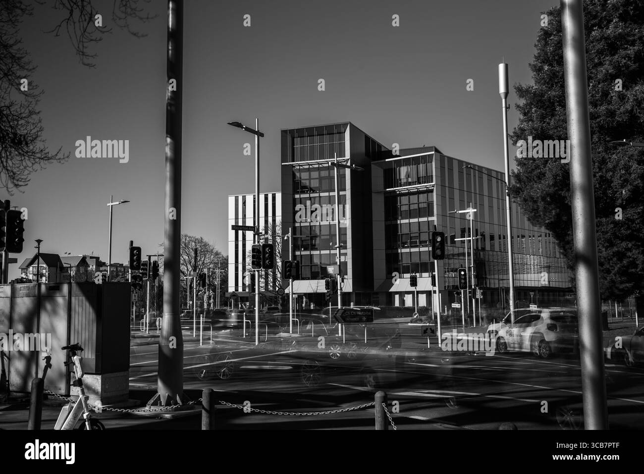 Ho estratto la fotocamera con 2 filtri ND e il treppiede per rallentare le mie fotografie fino a 2-3 minuti di esposizione. Foto Stock