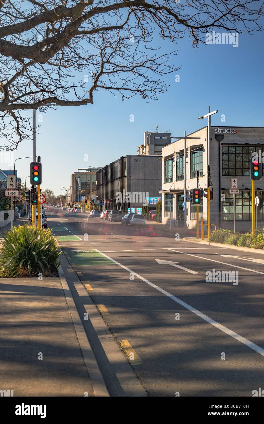 Ho estratto la fotocamera con 2 filtri ND e il treppiede per rallentare le mie fotografie fino a 2-3 minuti di esposizione. Foto Stock
