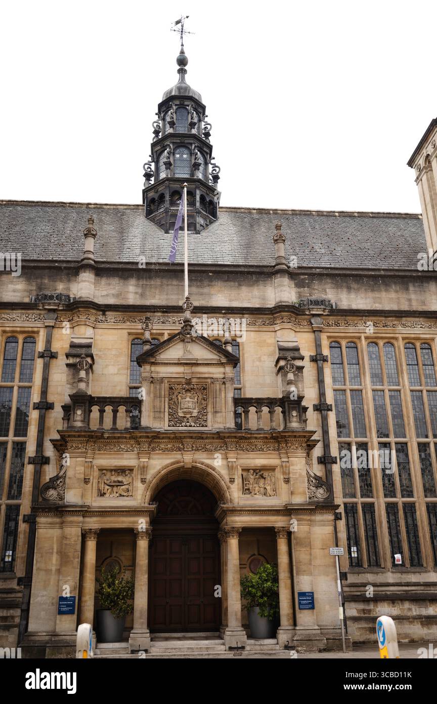 Edificio storico dell'università di Oxford - scuole per esami. Foto Stock