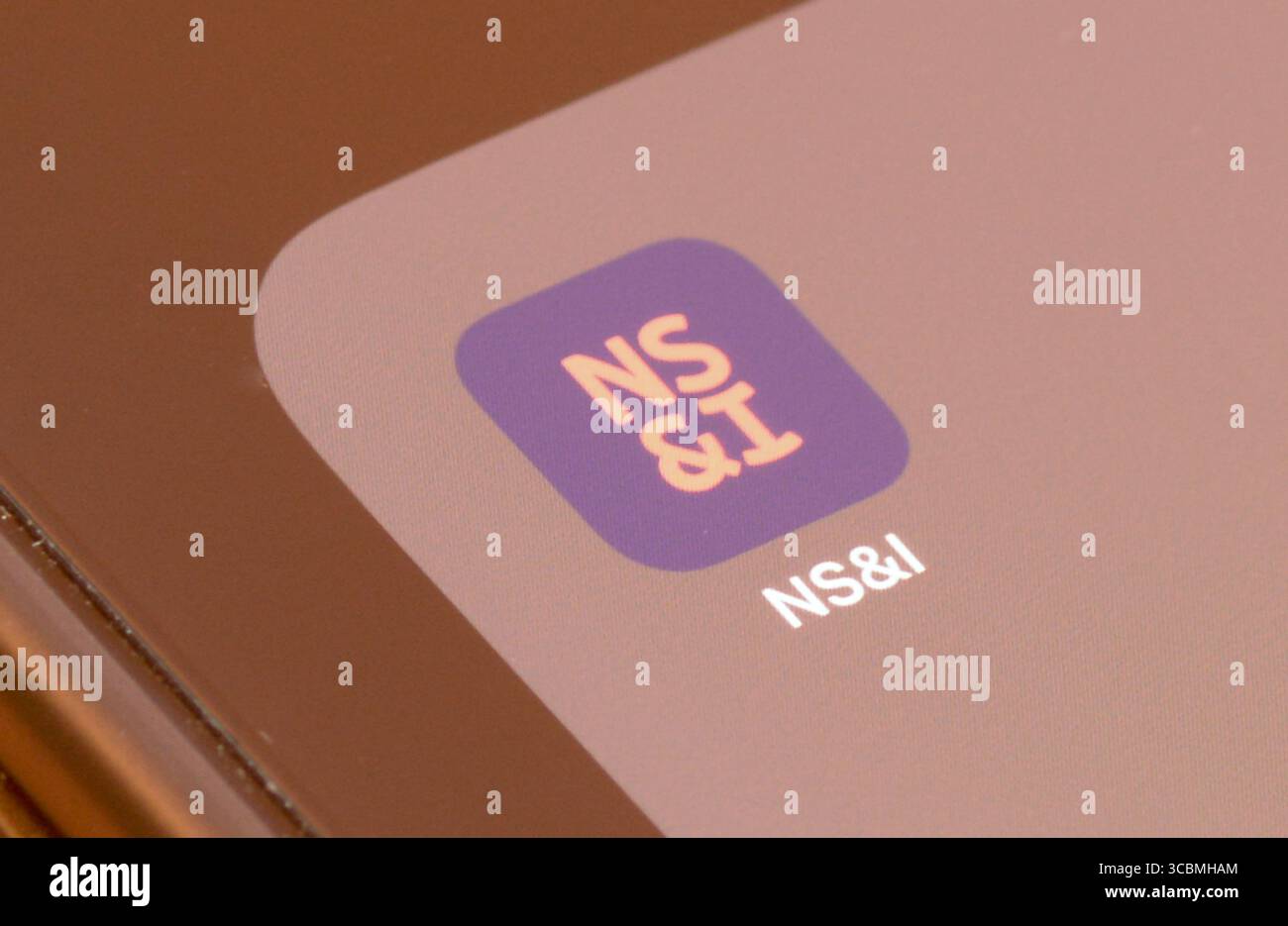 App NS&i National Savings and Investments sullo schermo dello smartphone Foto Stock