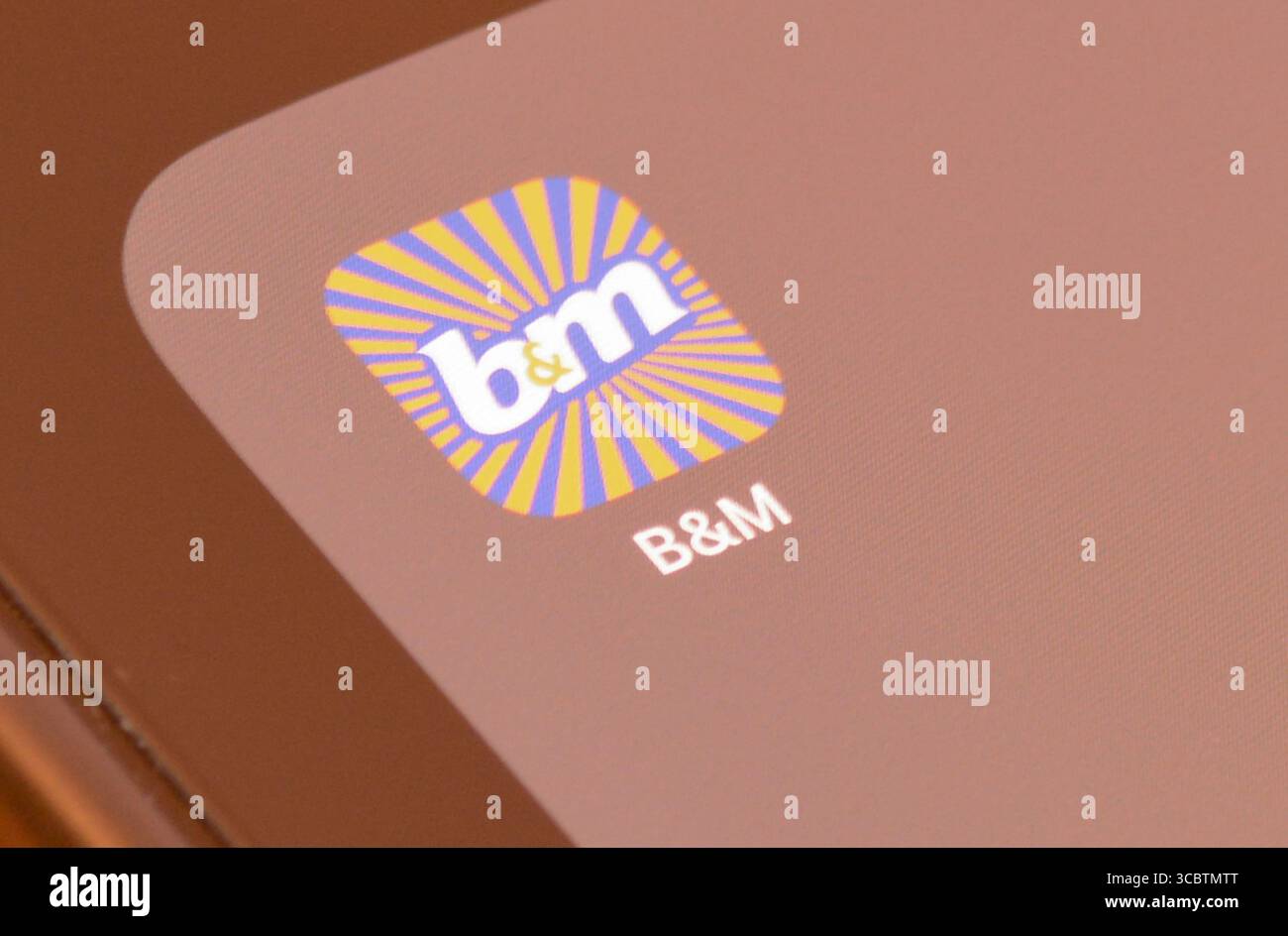 App B&M sullo schermo di uno smartphone Foto Stock