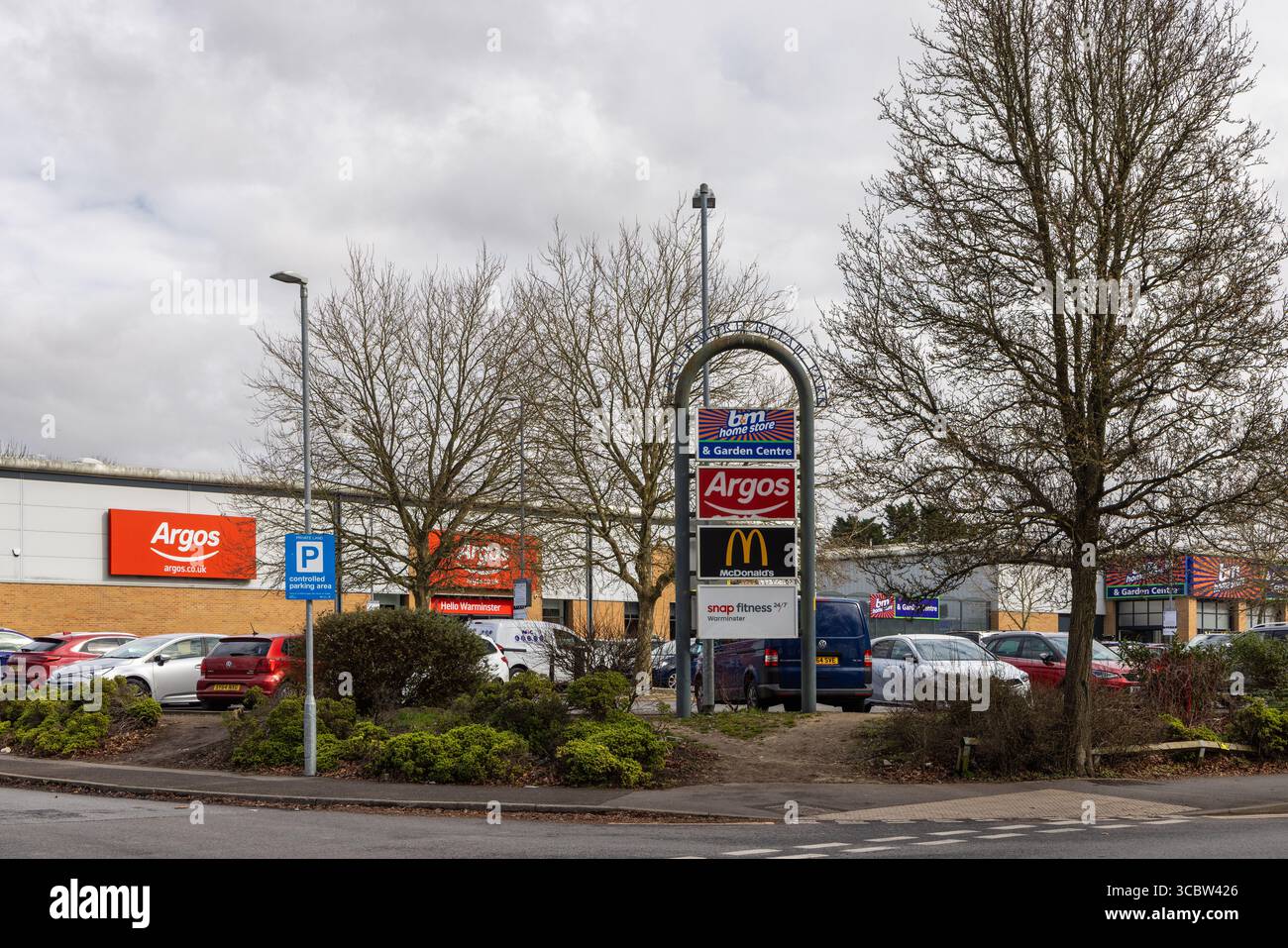 Castlemore Retail Park, Fairfield Road, Warminster, Wiltshire, Inghilterra, REGNO UNITO Foto Stock