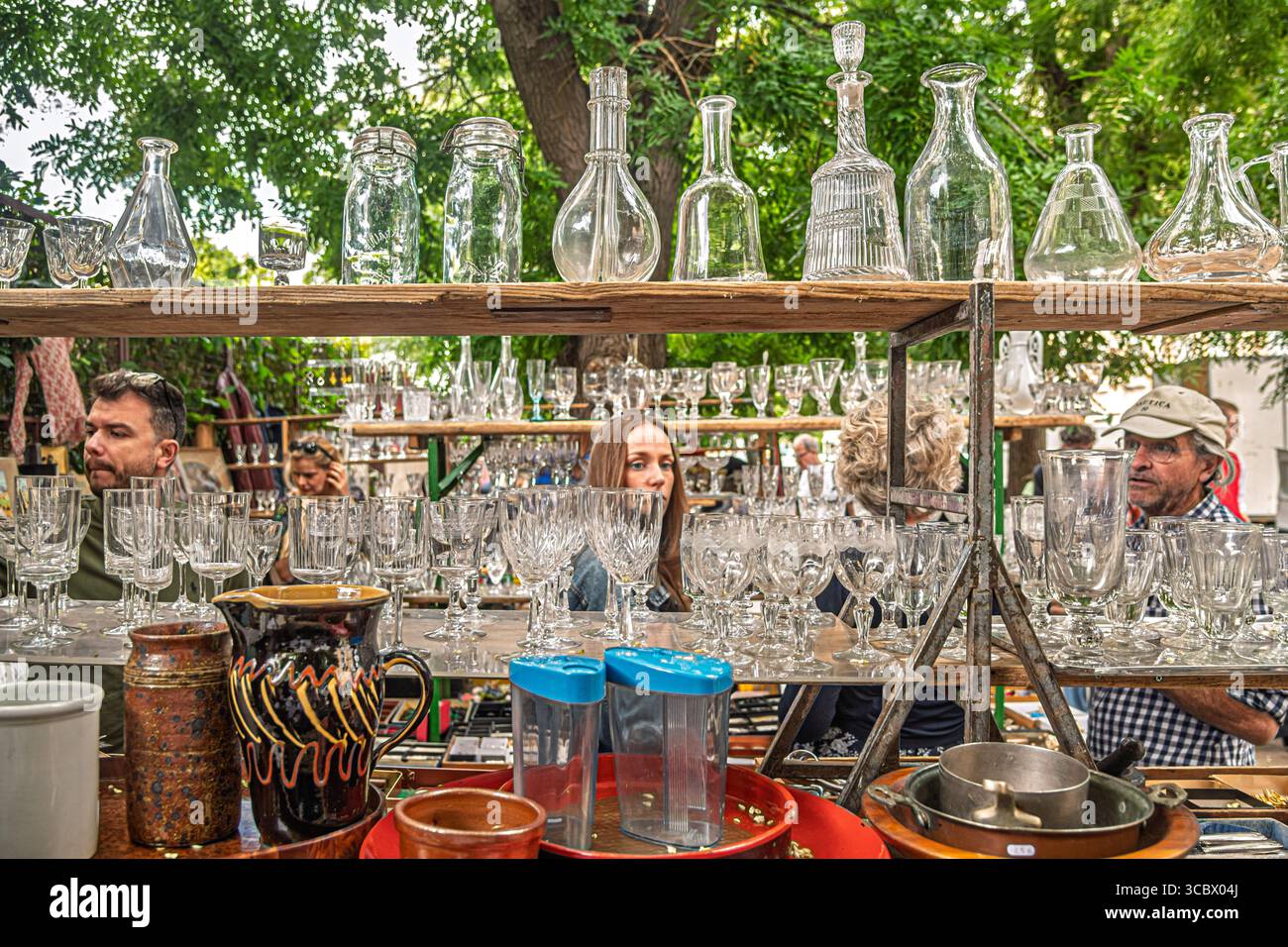 Marché aux puces de la porte de Vanves / mercato delle pulci di Parigi Foto Stock