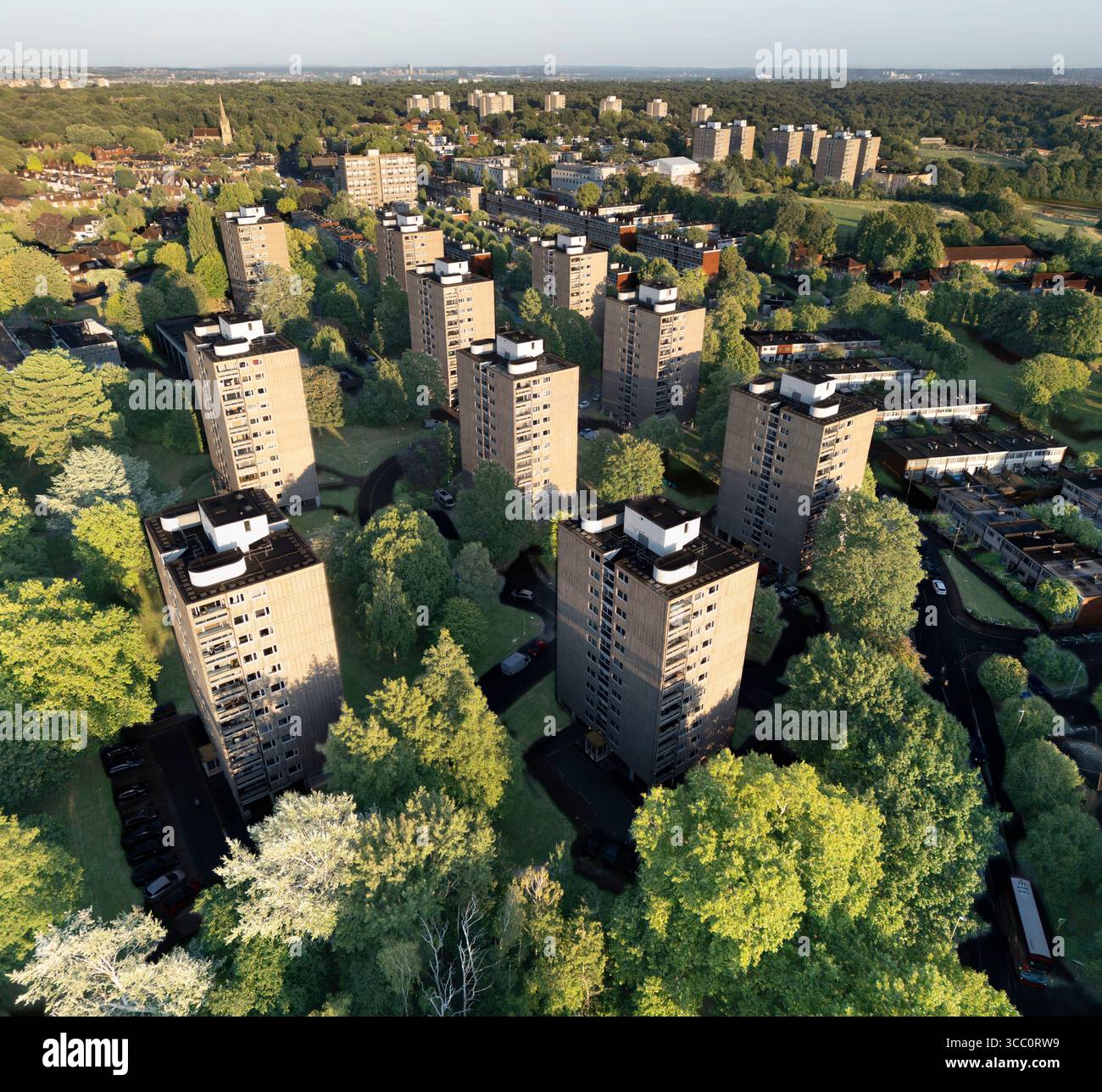 La Alton Estate è una grande tenuta comunale situata a Roehampton, nel sud-ovest di Londra Foto Stock