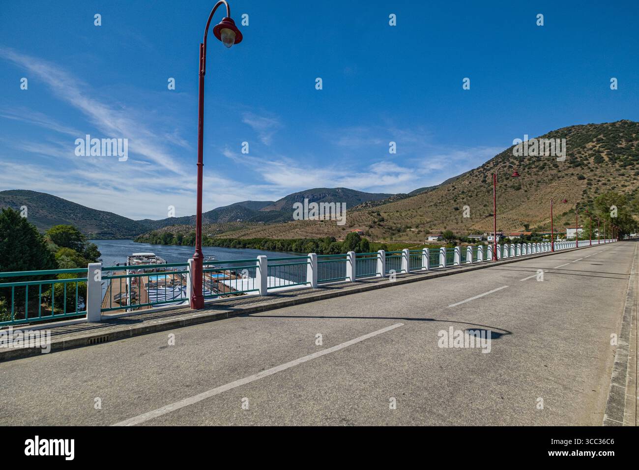 Ponte Almirante Sarmento Rodrigues, barca de Alva, Guarda District, Center Region, Portogallo Foto Stock