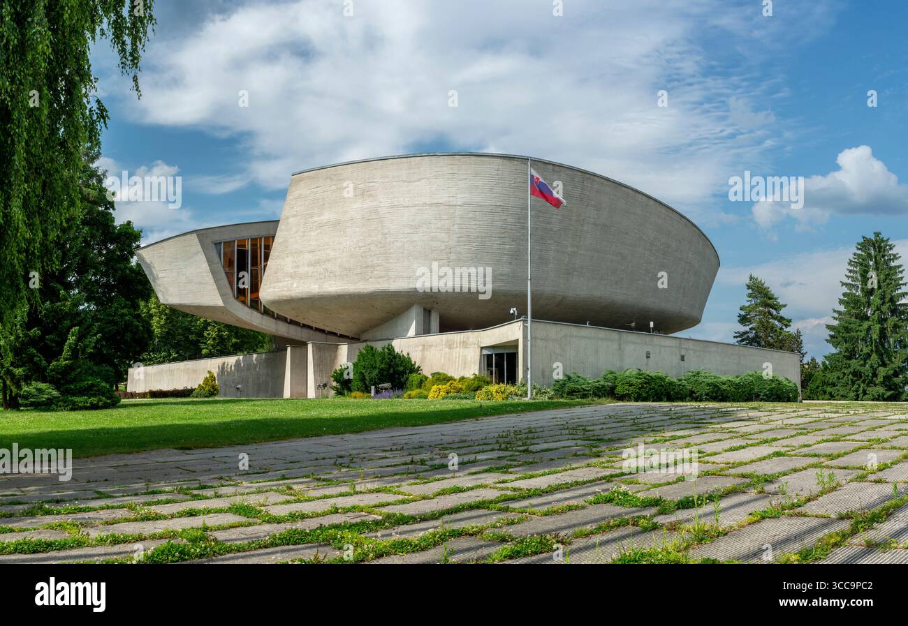 Museo della rivolta nazionale slovacca a Banska Bystrica. Slovacchia. Foto Stock