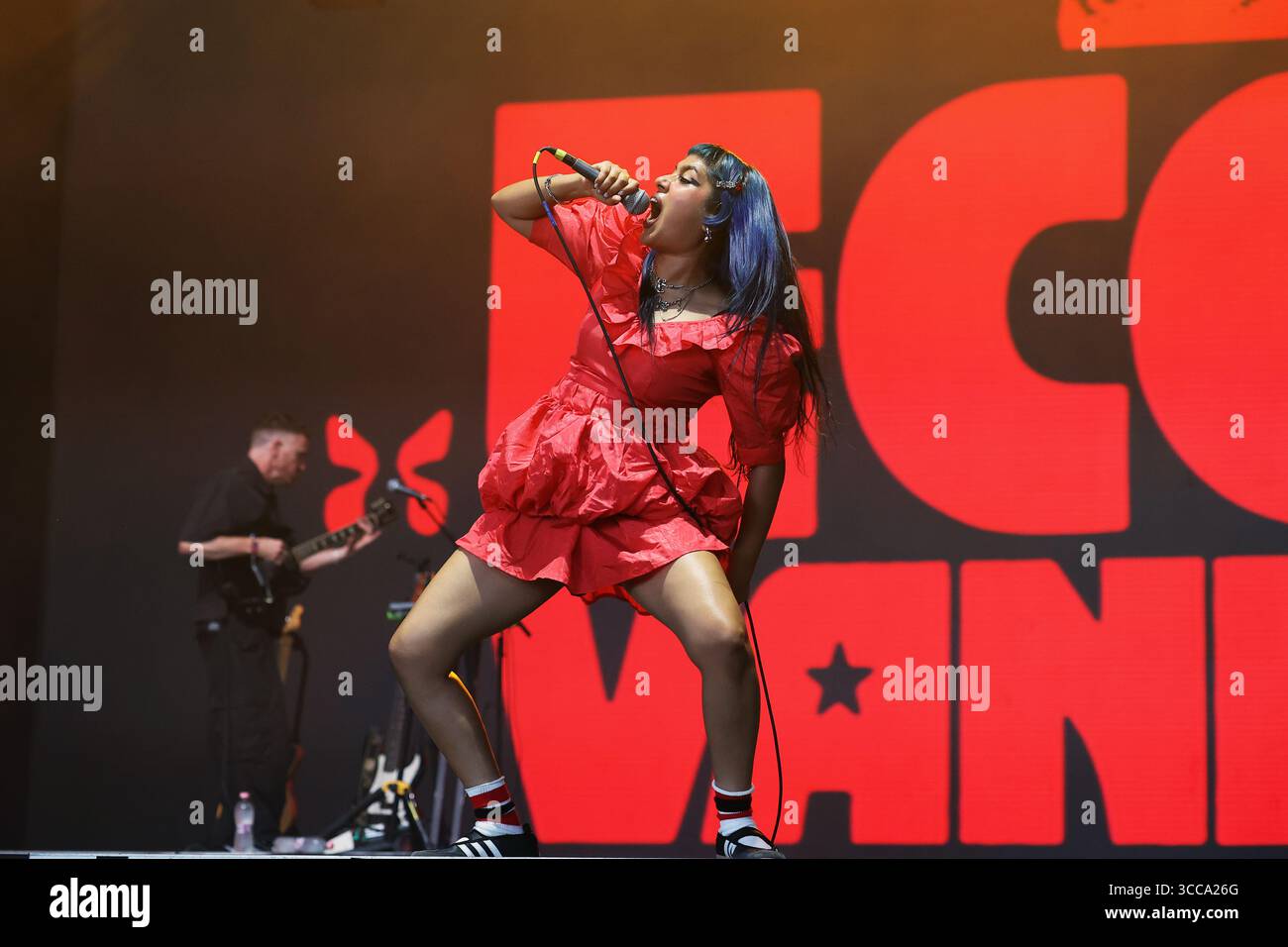 La cantautrice australiana Ecca Vandal si esibisce allo Sziget Festival 2025 di Budapest, Ungheria Foto Stock