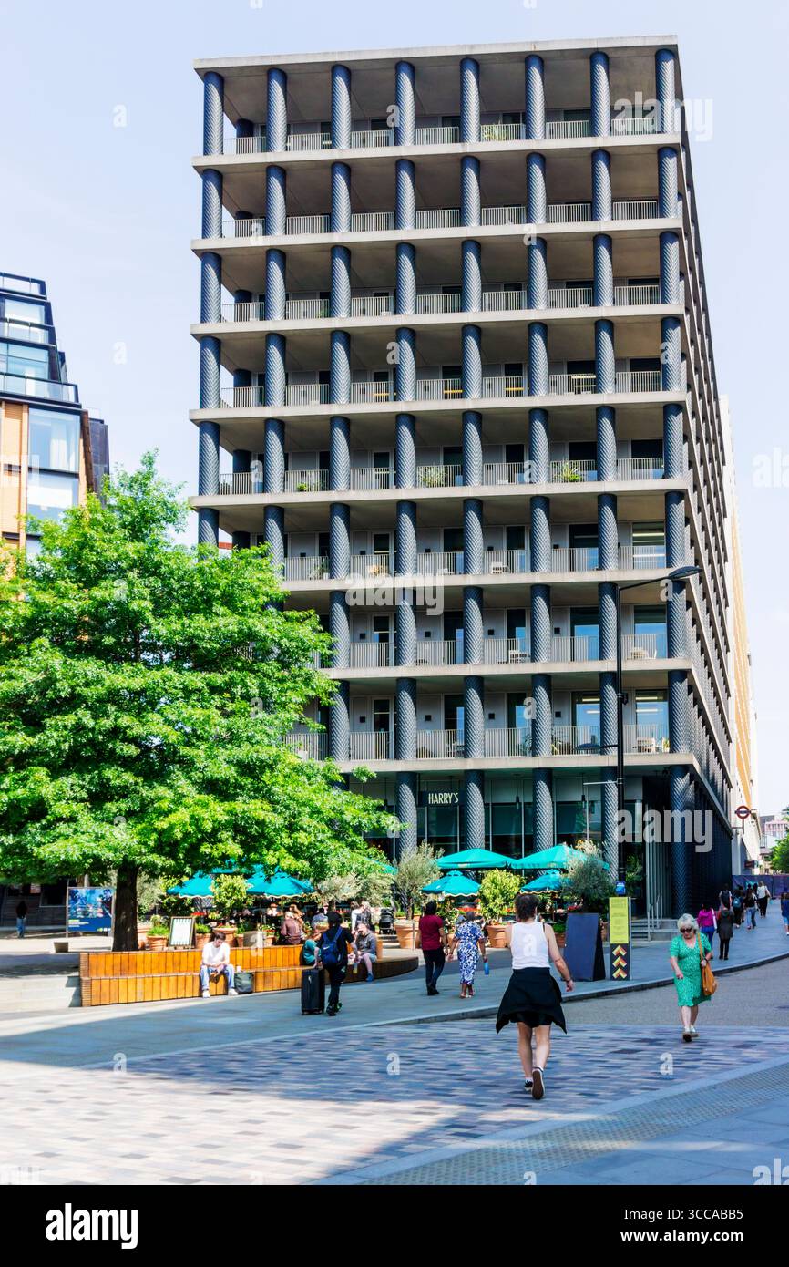 L'edificio Gridiron in One Pancras Square. Londra. Progettato da David Chipperfield e costruito nel 2008-2013. Foto Stock