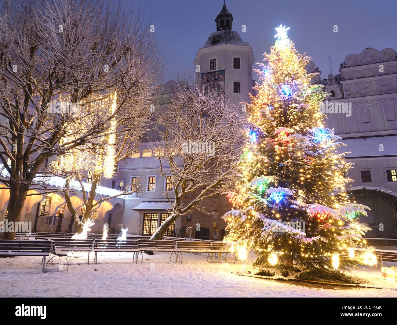Albero di Natale e cortile del castello dei Duchi di Pomerania, Szczecin, Polonia Foto Stock