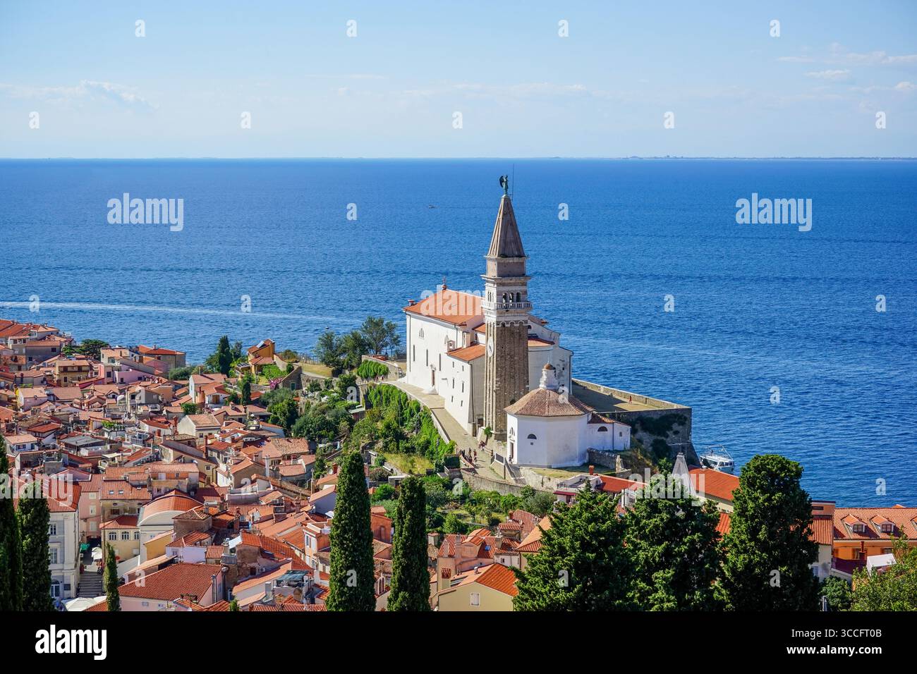Vista panoramica dalle mura di Pirano, Slovenia Foto Stock