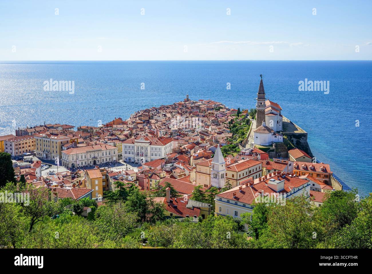 Vista panoramica dalle mura di Pirano, Slovenia Foto Stock