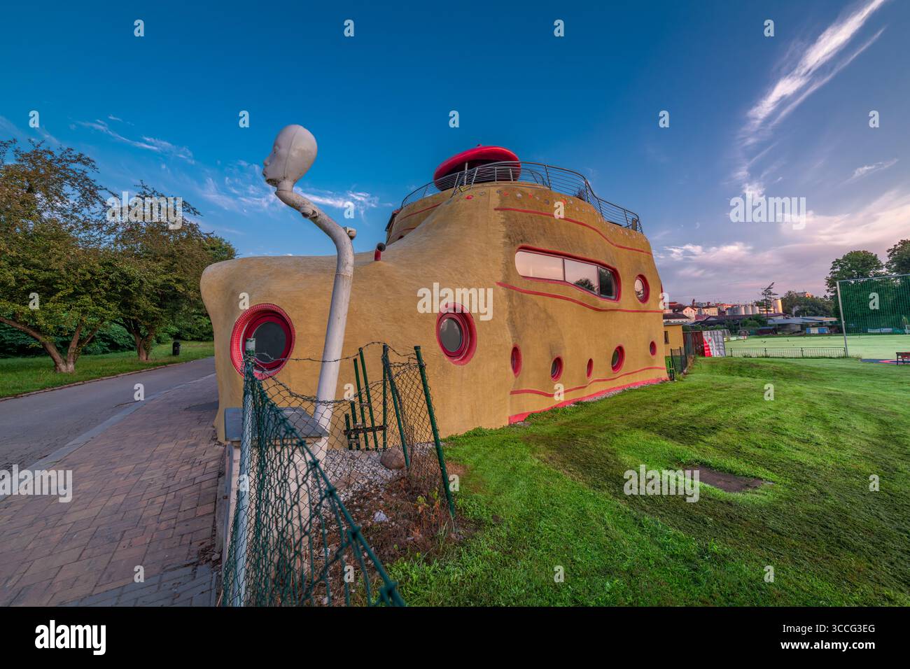 Parte della citta' vicino al fiume Malse in mattinata color alba a Ceske Budejovice CZ 08 07 2025 Foto Stock