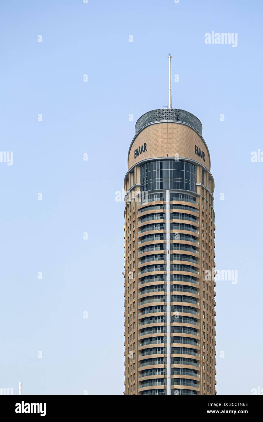 Logo Emaar Properties sull'edificio. Dubai, Emirati Arabi Uniti - 1 novembre 2023 Foto Stock
