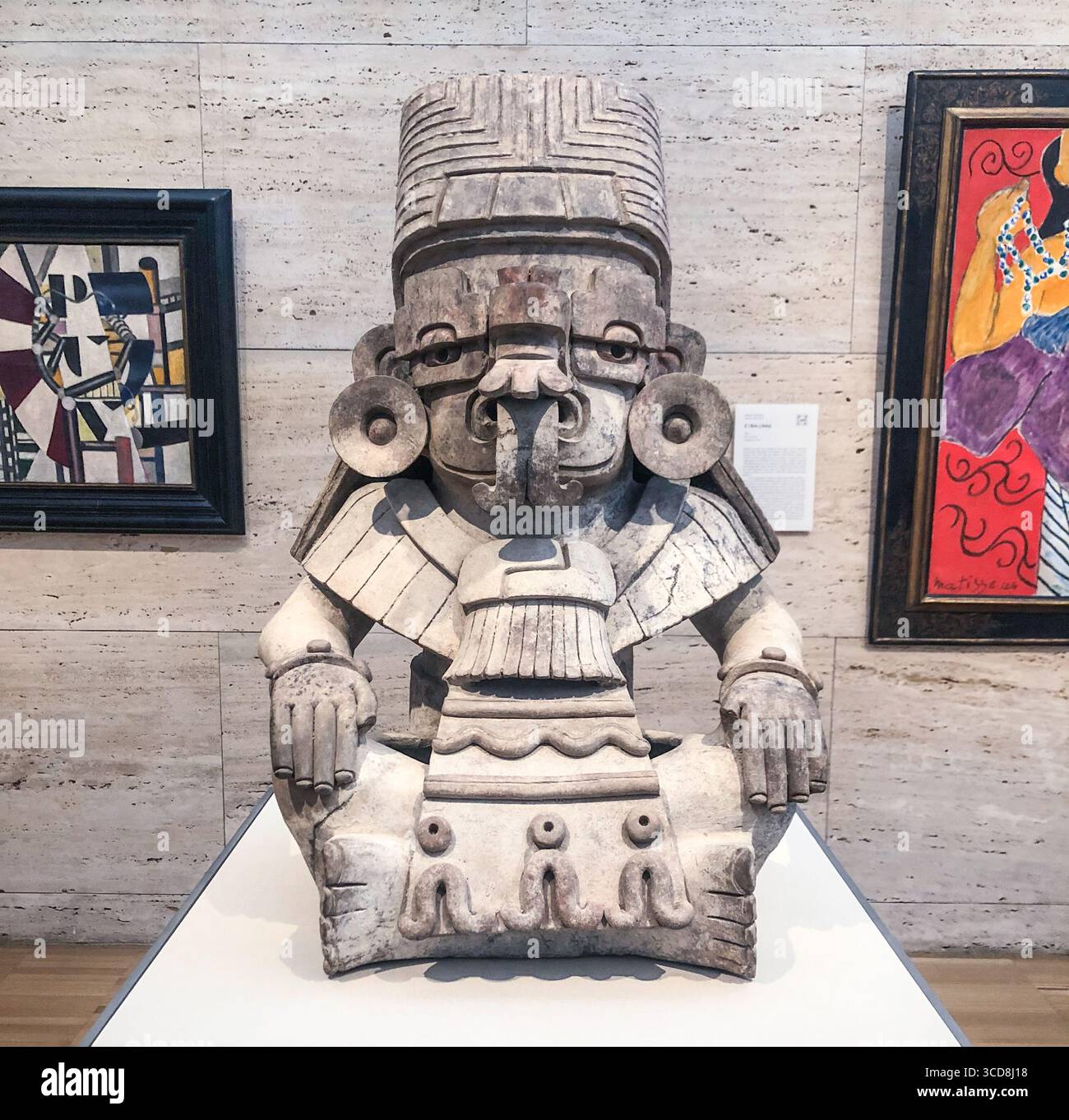 Arte precolombiana: Urna sotto forma di Cociyo, dio dei fulmini e della pioggia. Messico, civiltà zapoteca, 400–500 d.C. Foto Stock