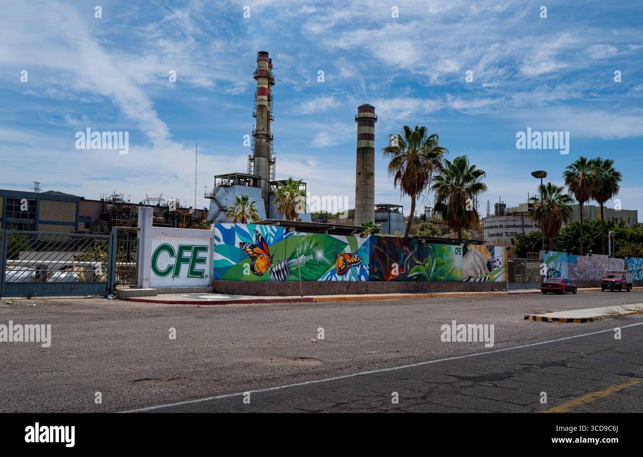 La Comisión Federal de Electricidad (CFE) è la rete elettrica statale del Messico, la maggior parte dell'elettricità dello stato proviene da olio combustibile sporco Foto Stock