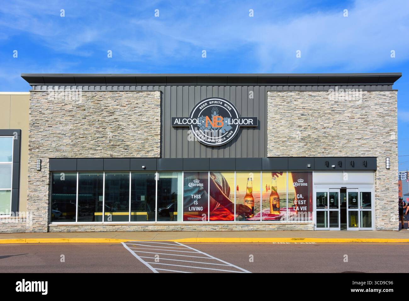 Moncton, Canada - 23 luglio 2025: Negozio di alcolici NB Liquor a Moncton. La New Brunswick Liquor Corporation è il responsabile provinciale della Crown Corporation Foto Stock