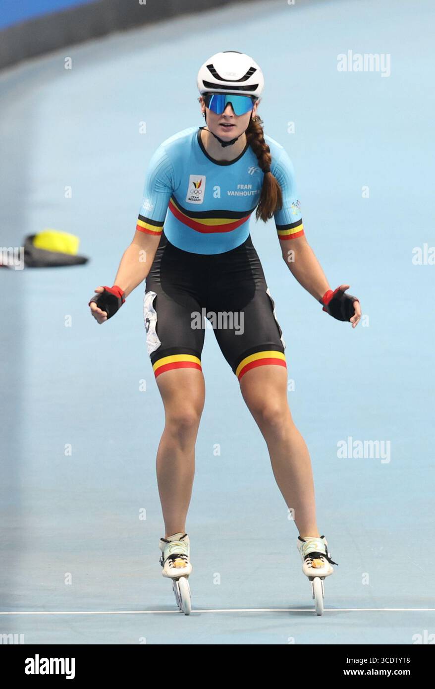 Chenghdu, Cina. 14 agosto 2025. Il belga Fran Vanhoutte festeggia dopo aver vinto la finale dell'evento di pattinaggio di velocità femminile 500m D, ai World Games 2025, a Chenghdu, in Cina, giovedì 14 agosto 2025. Quest'anno, i Giochi mondiali si svolgono dal 7 al 17 agosto. BELGA PHOTO VIRGINIE LEFOUR credito: Belga News Agency/Alamy Live News Foto Stock