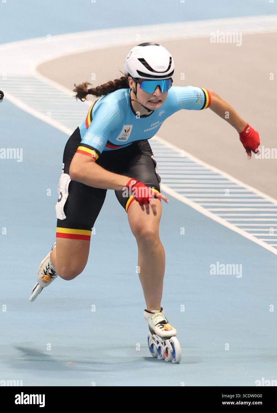 Chenghdu, Cina. 14 agosto 2025. Il belga Fran Vanhoutte è stato raffigurato in azione durante la finale dell'evento di pattinaggio di velocità femminile 500m D, ai World Games 2025, a Chenghdu, in Cina, giovedì 14 agosto 2025. Quest'anno, i Giochi mondiali si svolgono dal 7 al 17 agosto. BELGA PHOTO VIRGINIE LEFOUR credito: Belga News Agency/Alamy Live News Foto Stock