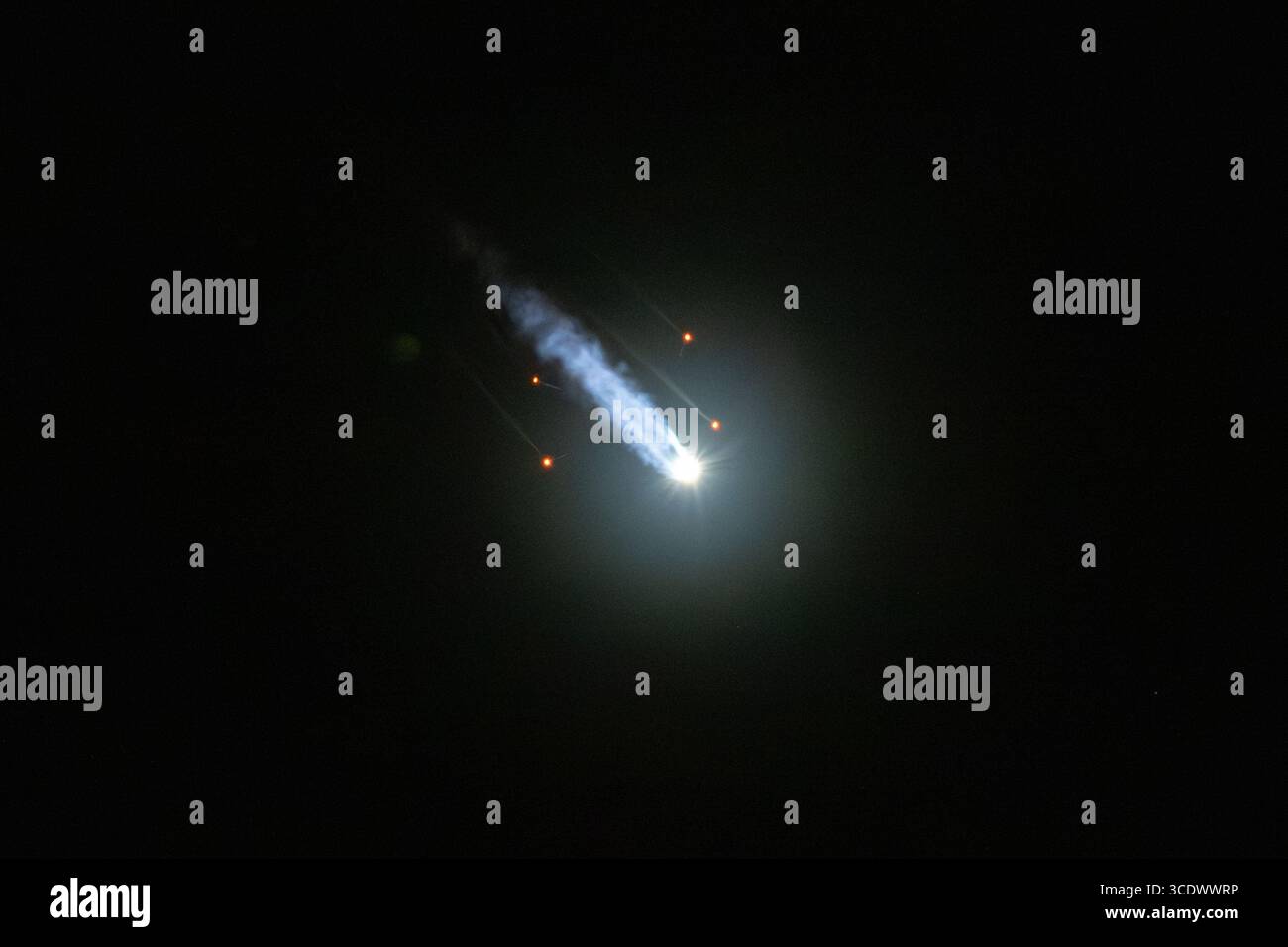 United Launch Alliance lancia il suo razzo Vulcan il 12 agosto 2025 dal SLC-41 a Cape Canaveral, FL. (Foto di Michael Cain Jr./Sipa USA) Foto Stock