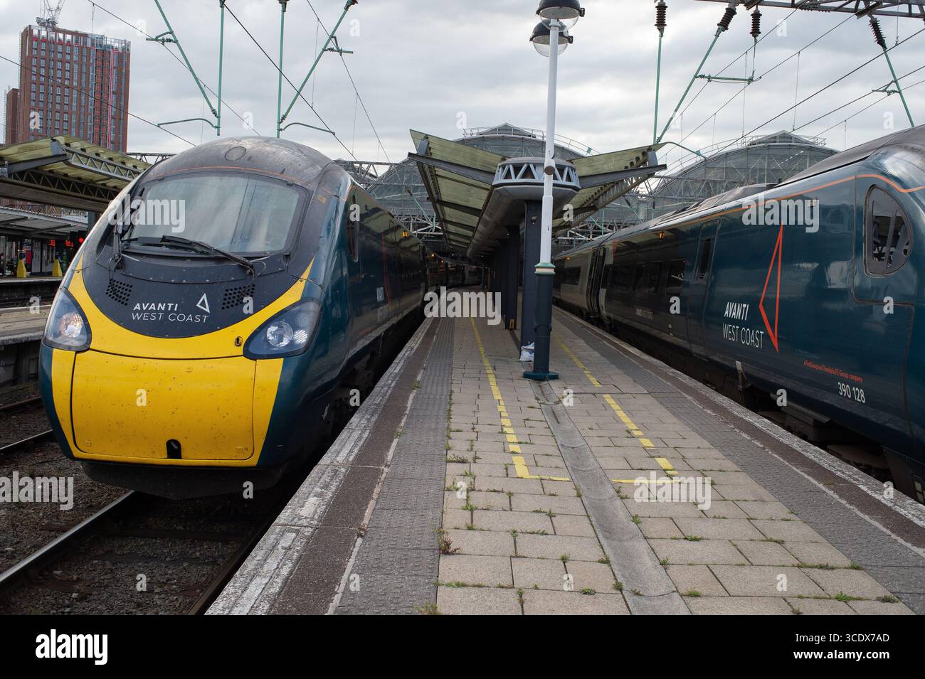 Manchester Piccadilly Station è la principale stazione ferroviaria di Manchester, aperta come Store Street nel 1842, Manchester 12 agosto 12025 Inghilterra, United Ki Foto Stock