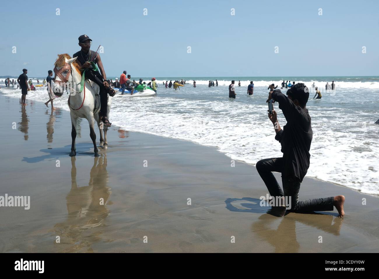 Secondo più lungo del mondo Cox's Bazaar Sea Beach, Bangladesh Foto Stock