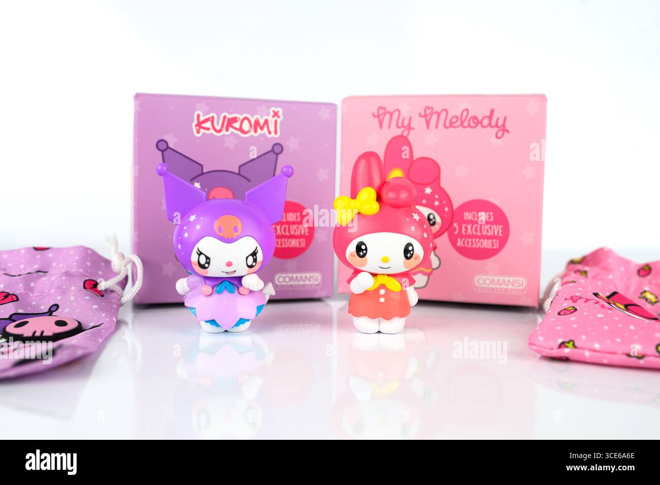 Kuromi and My Melody Toys di Hello Kitty Makers Sanrio – Galles, Regno Unito – 28 luglio 2025 Foto Stock