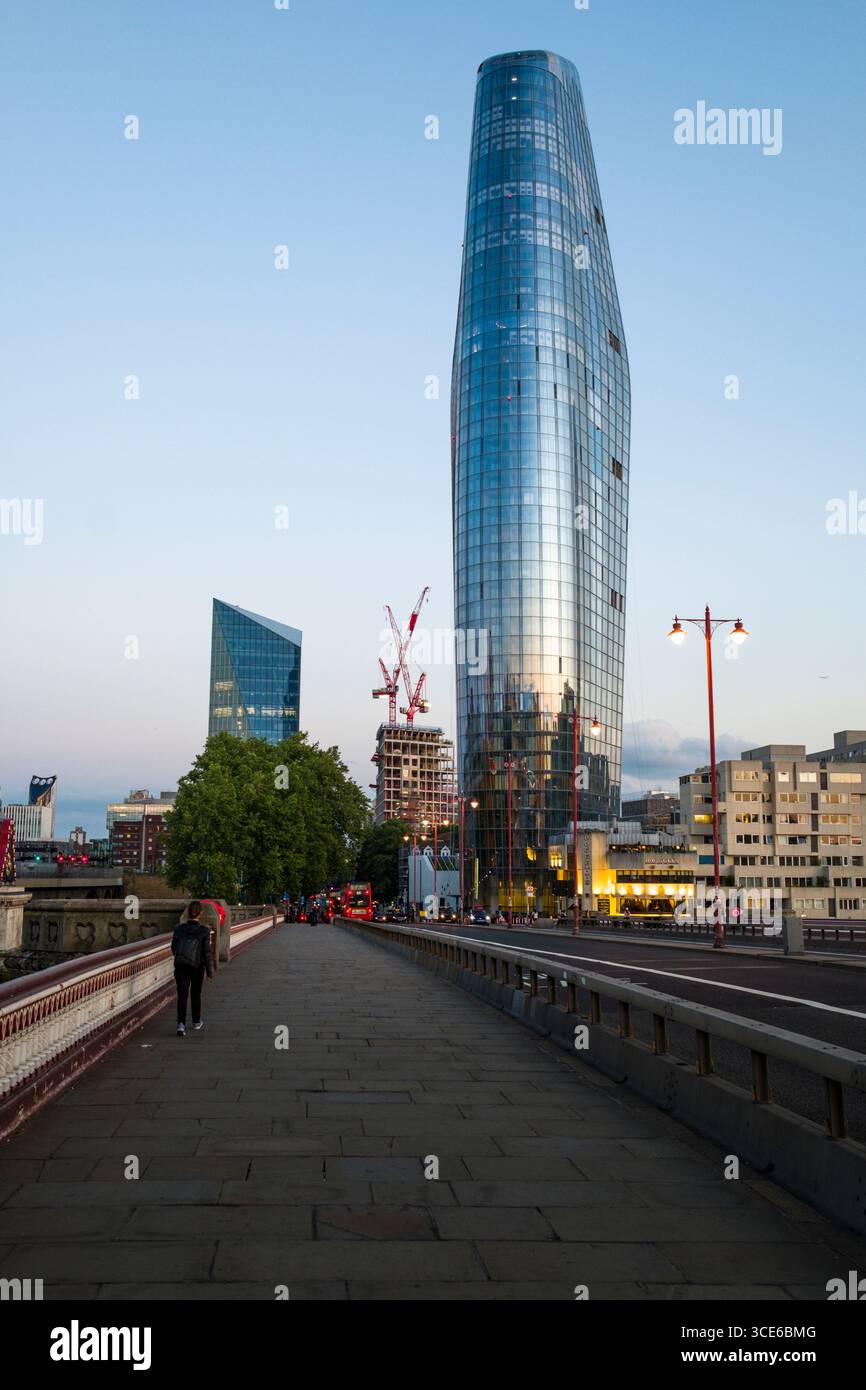 Uno Blackfriars, a 52 piani di utilizzo misto tower, South Bank, Southwark, Londra, Inghilterra, Regno Unito Foto Stock Uno Blackfriars, a 52 piani di utilizzo misto tower, South Bank, Southwark, Londra, Inghilterra, Regno Unito Foto Stock