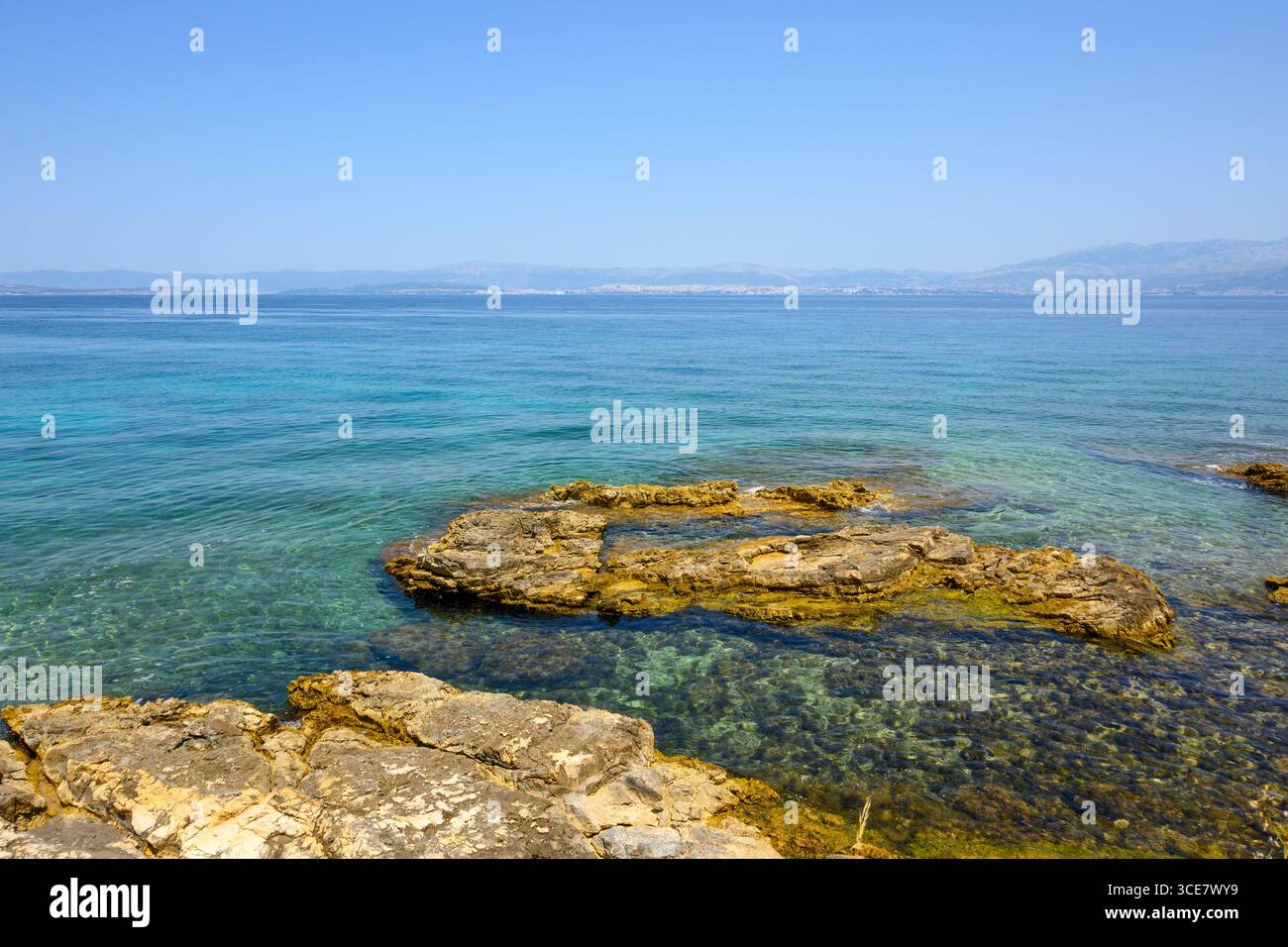 Likva Bay si trova vicino a Sutivan sull'isola di Brac. Croazia Foto Stock