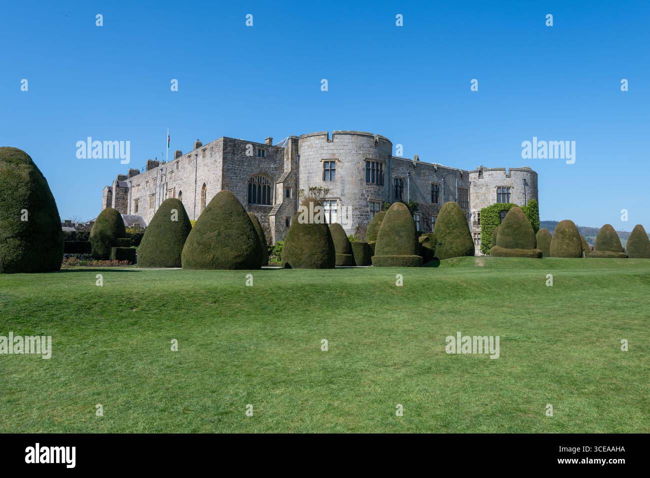 Chirk.Wrexham County.Regno Unito.8 aprile 2025.foto del castello di Chirk in Galles Foto Stock