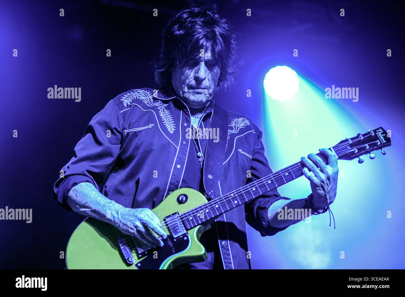 Stone Temple Pilots (Dean DeLeo, chitarra) si esibisce dal vivo a Estadio Obras, Buenos Aires (Argentina). Foto Stock