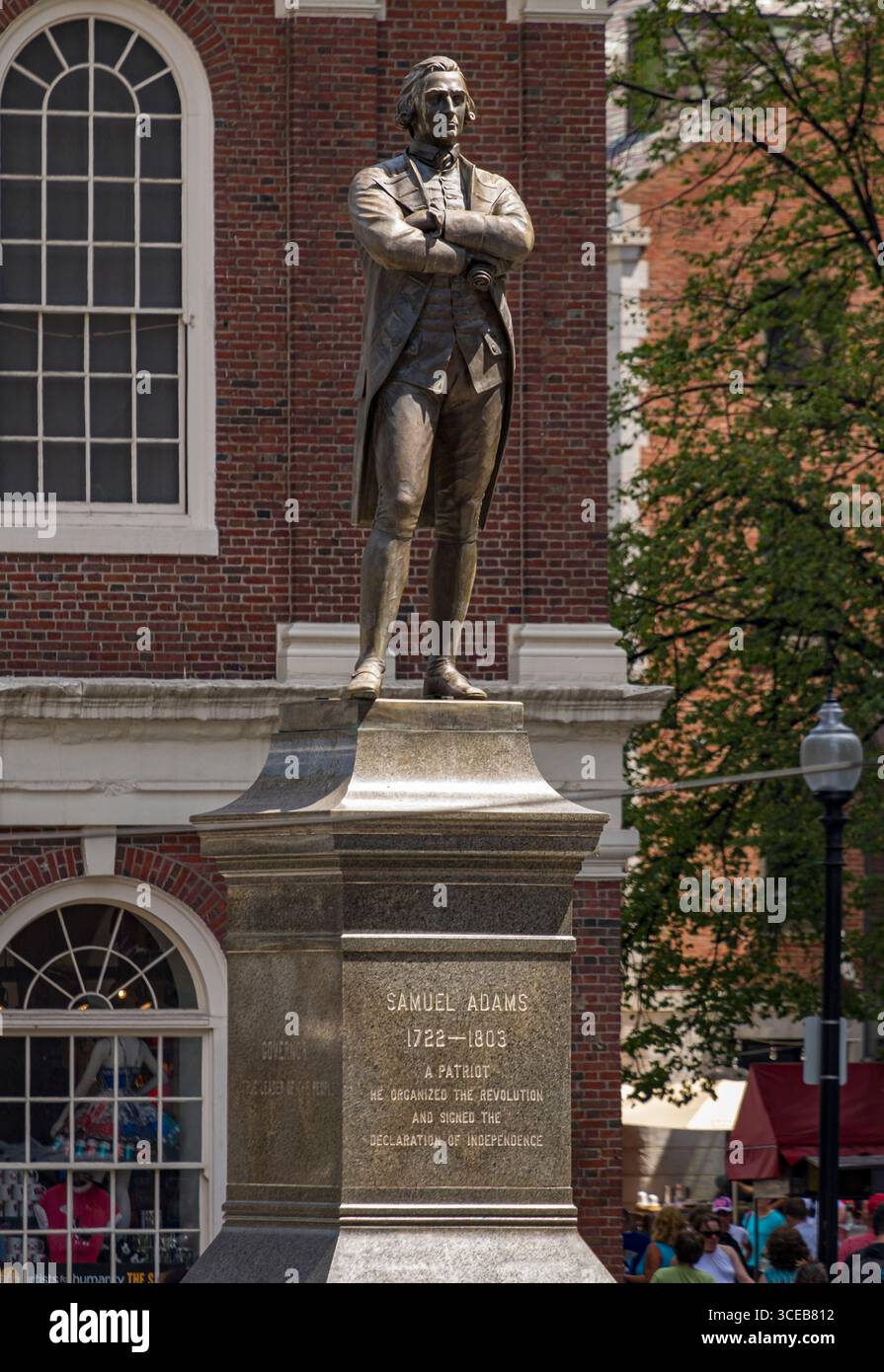 Statua di Samuel Adams 1722-1803, Boston, contea di Suffolk, Massachusetts, STATI UNITI D'AMERICA Foto Stock